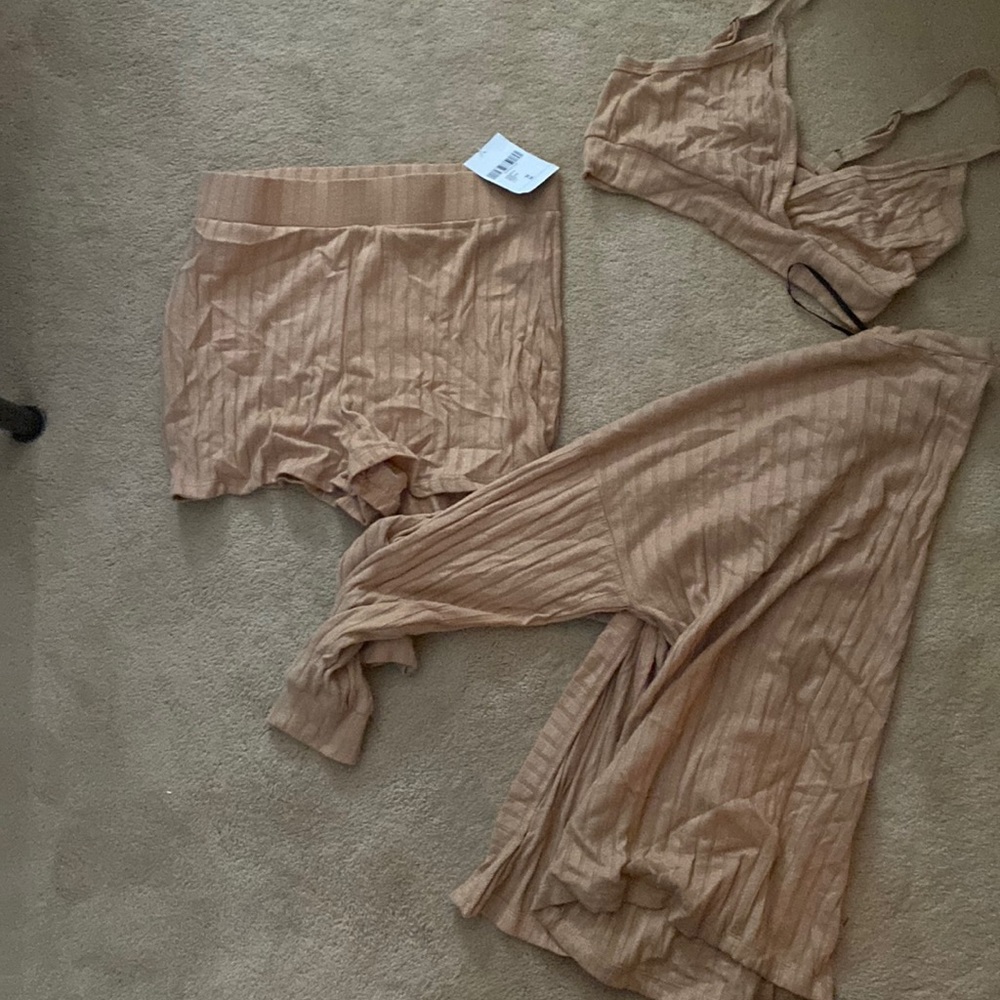 NWT 3 piece lounge set